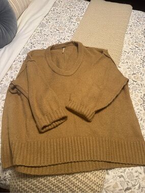 Free People Crewneck Sweater in Camel